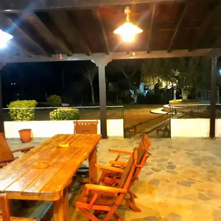 度假居 Karafakis' House 波多河丽